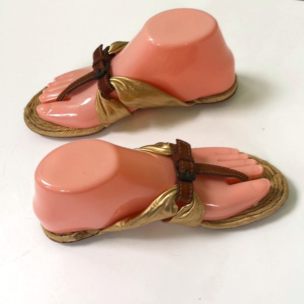Moschino Women's Gold Sandals Size 7 1/2 ﻿ ﻿